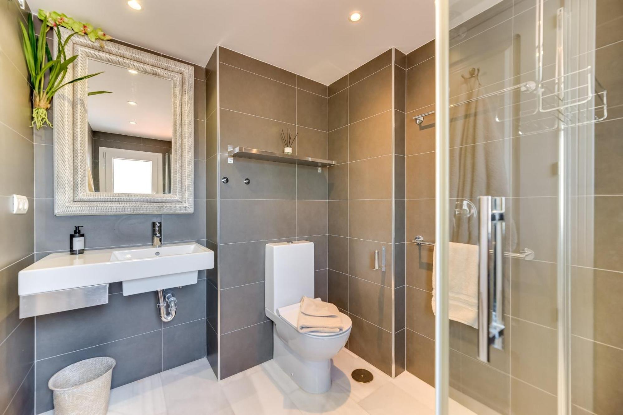 Appartement Elegant 2 Bdrm Penthouse With Bbq And Pools Marbella